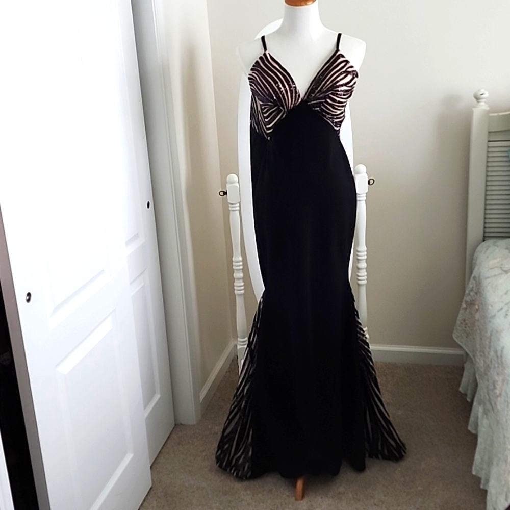 Ladies gown
